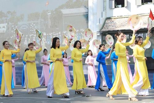 Kỷ niệm 115 năm Ngày Quốc tế phụ nữ (8/3/1910 - 8/3/2025)Trao quyền phụ nữ bền vững