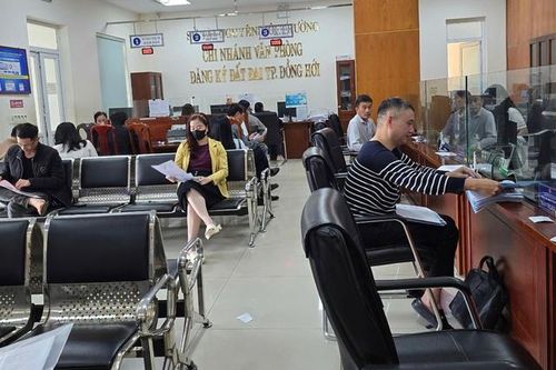 Làm thêm giờ xử lý hồ sơ đăng ký dạy thêm