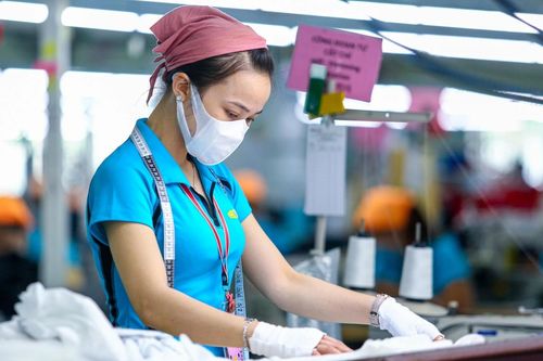 Doanh nghiệp TP.HCM thiếu đơn hàng, thiếu vốn
