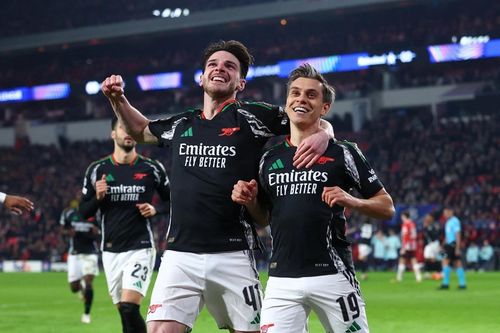 Arsenal thăng hoa, áp đảo PSV với chiến thắng 7-1