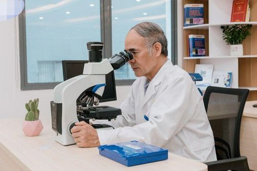 Phát hiện bệnh ác tính từ một khối sưng ở vùng đầu