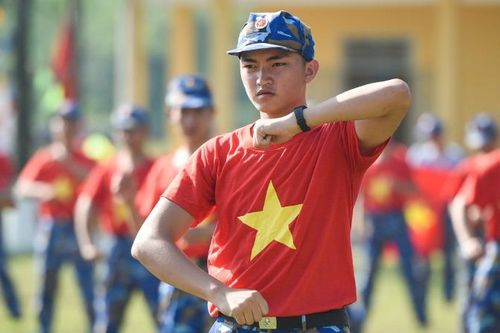 Một ngày với chiến sĩ mới Hải quân
