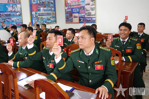 Đảng bộ Bộ đội Biên phòng TP Hồ Chí Minh chỉ đạo Đại hội Đảng bộ làm trước cấp cơ sở