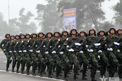 Tiêu chí xét thăng quân hàm cấp tướng vượt bậc, trước thời hạn