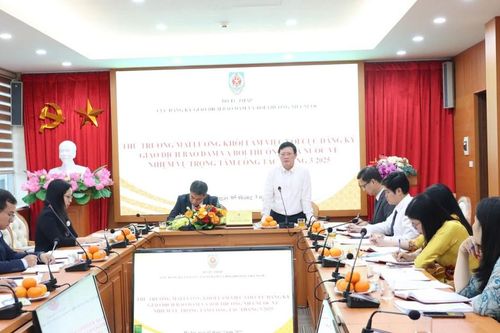 Thứ trưởng Mai Lương Khôi làm việc với Cục Đăng ký giao dịch bảo đảm và Bồi thường Nhà nước