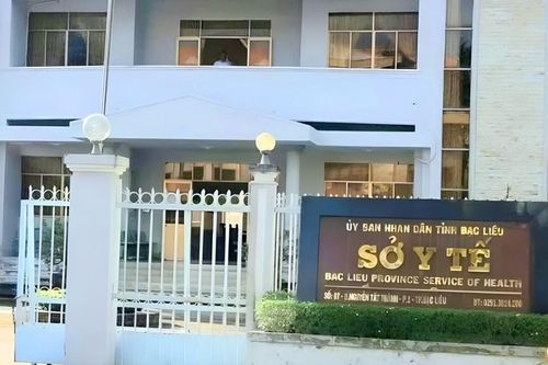 Khởi tố, cấm đi khỏi nơi cư trú đối với Giám đốc Sở Y tế tỉnh Bạc Liêu