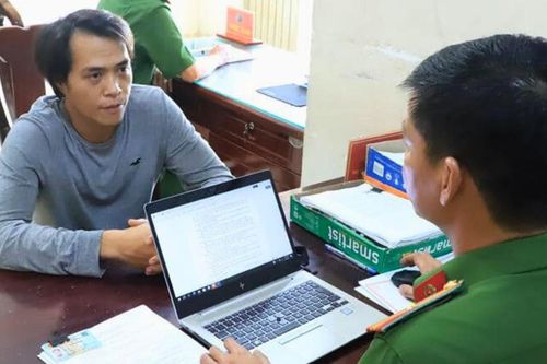 Bắt khẩn cấp đối tượng đấm tới tấp người đàn ông sau va chạm giao thông