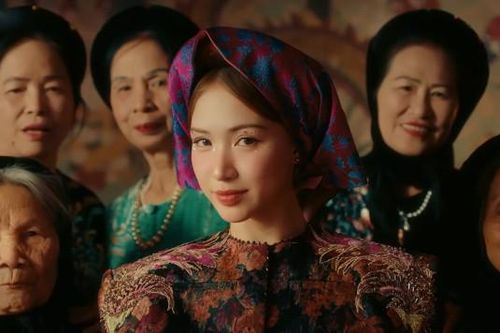 Địa danh nào được nhắc đến trong ca khúc Bắc Bling của Hòa Minzy?