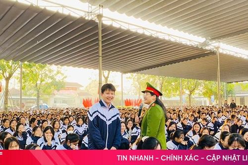 Cảnh giác trước thủ đoạn lừa đảo cập nhật hồ sơ đề nghị miễn thu học phí