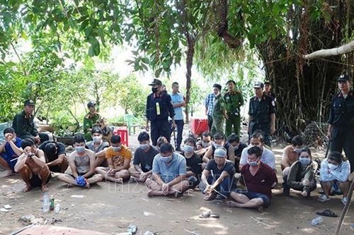 An Giang: Khởi tố 53 đối tượng đánh bạc và tổ chức đánh bạc