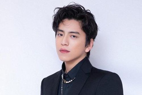 Nam diễn viên bị nghi ngờ trốn nghĩa vụ quân sự, hành hung người khác