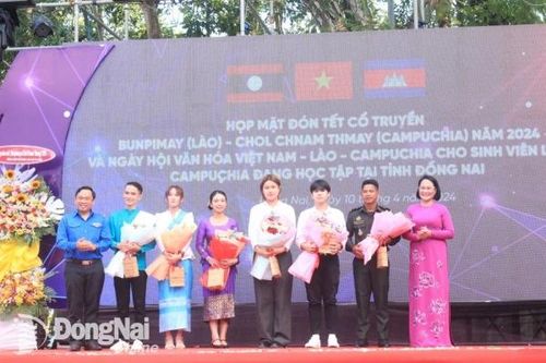 Vun đắp quan hệ hợp tác 3 nước từ thế hệ trẻ