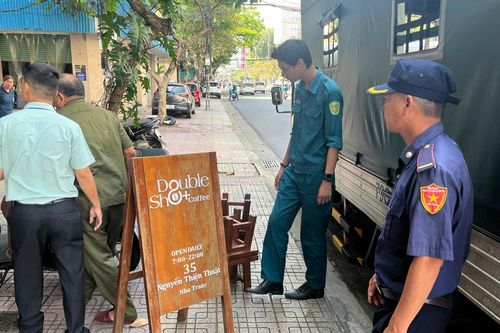 UBND TP. Nha Trang chỉ đạo kiểm tra, xử lý nghiêm tình trạng lấn chiếm vỉa hè, lòng đường
