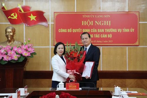 Công bố các quyết định của Ban Thường vụ Tỉnh ủy về công tác cán bộ tại Thành ủy Lạng Sơn và Ban Nội chính Tỉnh ủy