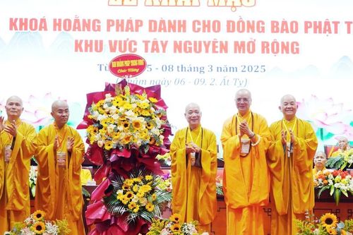 Khai mạc Khóa hoằng pháp dành cho đồng bào Phật tử khu vực Tây Nguyên mở rộng năm 2025