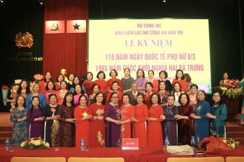 Công bố thành lập Ban liên lạc Nữ Công an hưu trí Bộ Công an và kỷ niệm Ngày Quốc tế phụ nữ