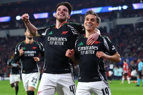 Thắng PSV 7-1, Arsenal tạo kỷ lục Champions League
