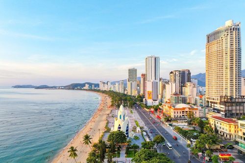 Tỉnh Phú Khánh được hợp nhất từ những địa phương nào?