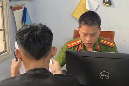Triệu tập thanh niên đăng clip vác kiếm lên mạng xã hội kèm tuyên bố thách thức
