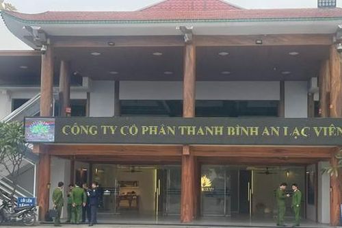 Lực lượng chức năng tỉnh Nam Định xuất hiện tại Công ty CP Thanh Bình An Lạc Viên