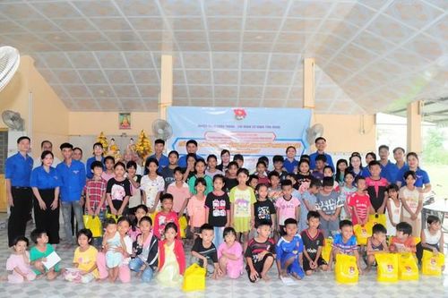 Đoàn viên thanh niên xông pha, tình nguyện tham gia các hoạt động vì cộng đồng
