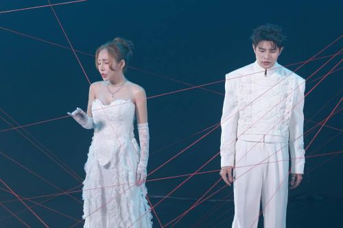 Du Uyên hòa giọng cực ngọt với Đức Anh