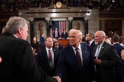 Thông điệp chia rẽ trong bài phát biểu dài nhất lịch sử của ông Trump