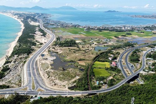 Sun Group muốn đầu tư sân bay Vân Phong