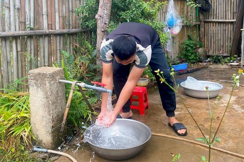 Đưa nước sạch tới vùng cao