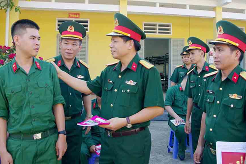 4 cùng ở Sư đoàn 309
