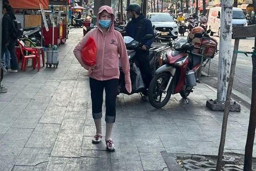 Đào xới làm mới vỉa hè: Để chỉnh trang đô thị đồng bộ