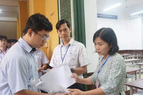 Số lượng học sinh giỏi lớp 12 tại TPHCM tăng