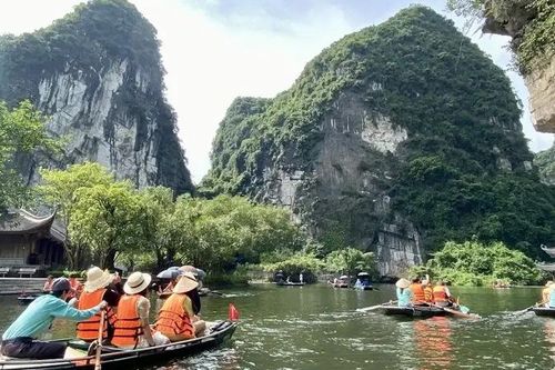 Bảo tồn, phát huy giá trị di sản Tràng An trong bối cảnh đô thị hóa