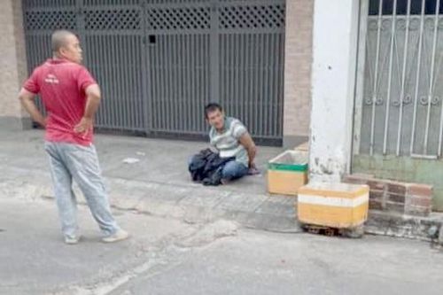 Nghi vợ ngoại tình, chạy xe máy hơn 300km đến đâm 'tình địch'