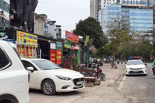 Xác minh vụ tài xế taxi G7 bị đánh nhập viện trước cửa nhà xe Quang Giang