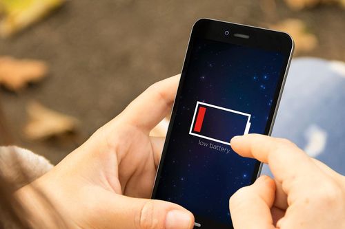 Cuộc đua smartphone siêu pin 10.000mAh sắp chạm đích