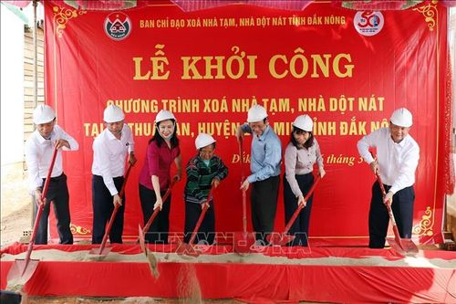 Khởi động chương trình xóa nhà tạm với 'quyết tâm cao, nỗ lực lớn'
