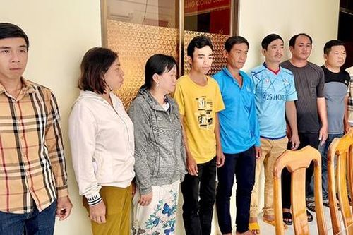 Khởi tố 53 đối tượng đánh bạc và tổ chức đánh bạc