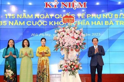 Bí thư Hải Phòng ghi nhận cống hiến của các nữ lãnh đạo tình nguyện nghỉ hưu sớm