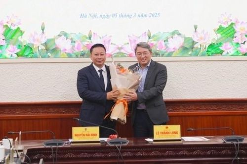Tin nhân sự 5/3: Công tác cán bộ Bộ Giáo dục và Đào tạo; nhân sự các địa phương