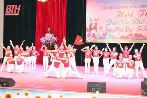 Sôi nổi Hội thi Dân vũ thể thao: 'Vũ điệu khỏe đẹp - tự tin - tỏa sáng'
