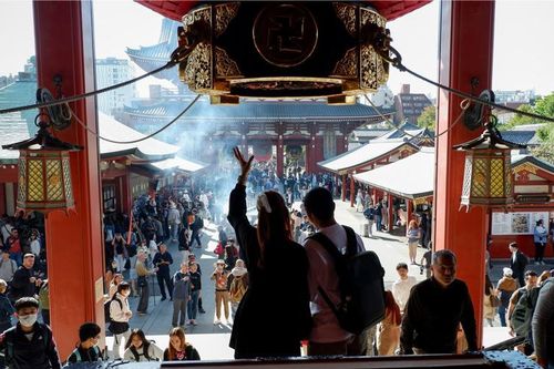Nhật Bản: Du lịch vừa là trụ đỡ kinh tế vừa là thách thức