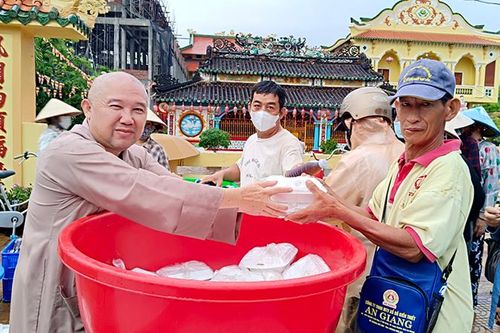 Lan tỏa nét đẹp thiện nguyện