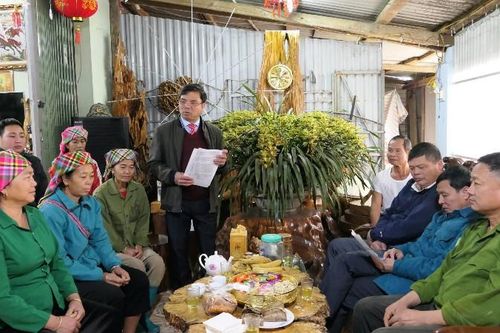 Cầu nối ý Đảng - lòng dân