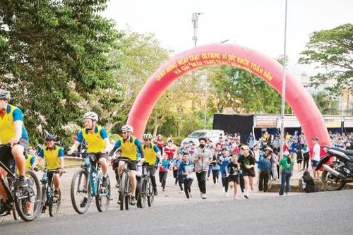 Tổ chức các hoạt động TDTT và Ngày chạy Olympic trong tháng 3/2025