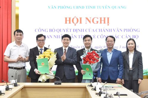Văn phòng UBND tỉnh công bố Quyết định bổ nhiệm lãnh đạo phòng Quy hoạch, Đầu tư và Xây dựng