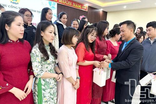 Công đoàn Các khu công nghiệp tỉnh: Gặp mặt kỷ niệm Ngày Quốc tế Phụ nữ