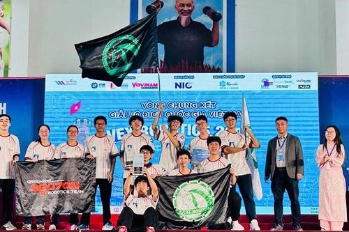 Robotics 2025: Đội tuyển Robocon Trường THPT Chuyên Hà Nội - Amsterdam đạt giải xuất sắc toàn quốc