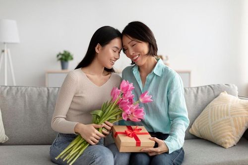 Lời chúc ngày Quốc tế Phụ nữ 8/3 ấm áp và ý nghĩa dành cho mẹ