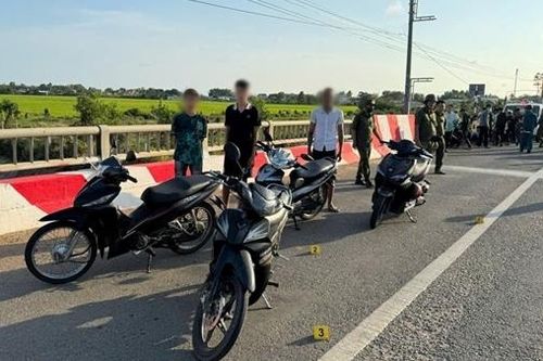 Ngăn chặn 2 nhóm thanh, thiếu niên mang dao rựa hỗn chiến